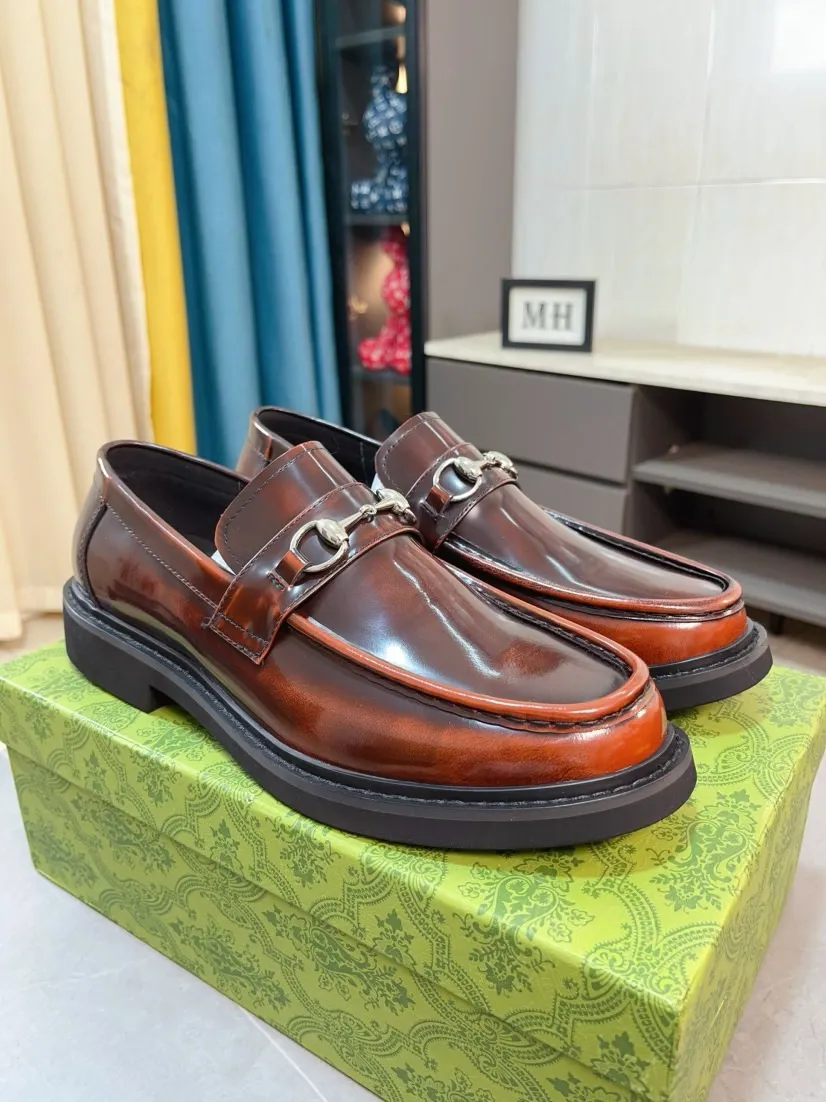 Men's Men's Shoes💰560🌹🌹[GUCCI] Gucci leather shoes are the most popular classic. Synchronized with the official website, the upper is made of Italian first-layer cowhide ➕cowhide lining, with unique brand and unique craftsmanship. Highlighting the hot style of the new year. Stop hesitating, stop wandering, get it now. Number: 38--44